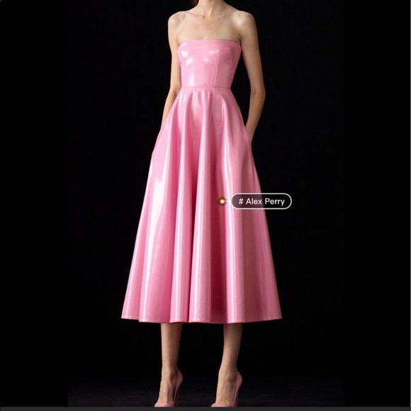 Alex Perry - Picture 7 of 8